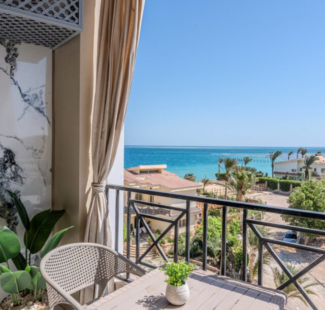 01-banner-terrace-sea-view-5