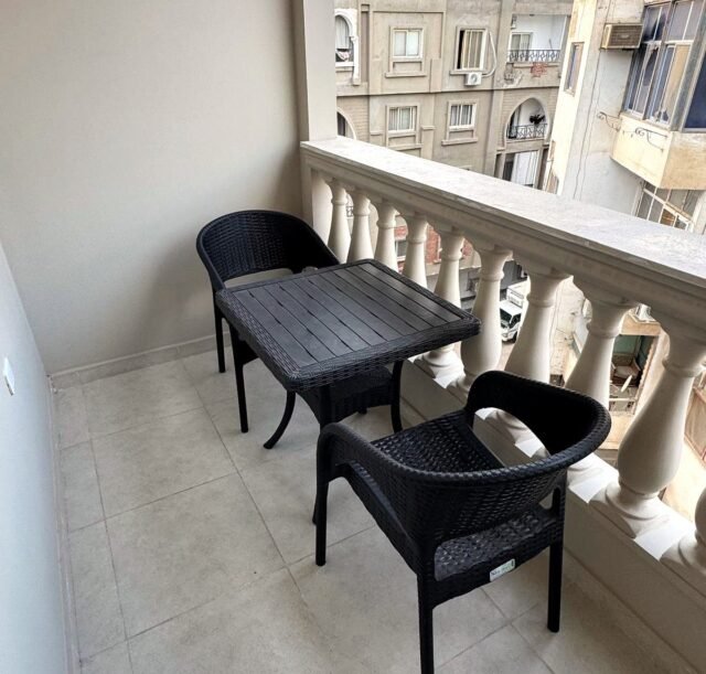 03-city-apartment-balcony-terrace-access-from-living-room