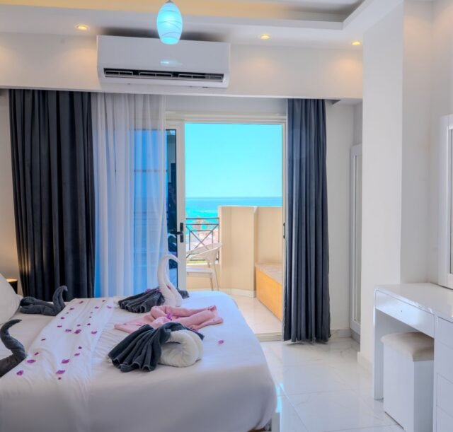 01-banner-studio-bed-sea-view