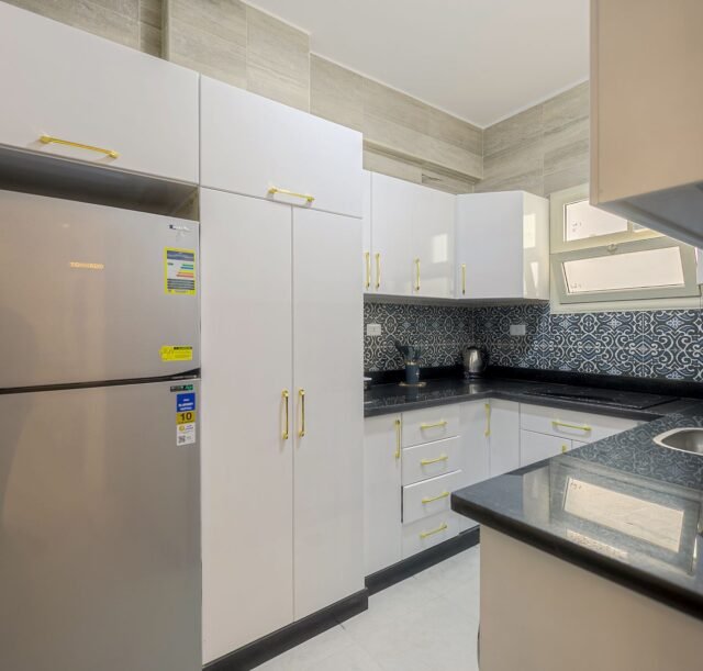 10-marina-promenade-201-hurghada-kitchen-fridge-appliances