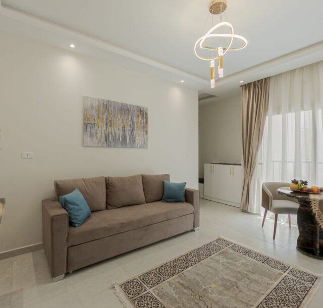 2-marina-promenade-201-hurghada-living-room-sofa-dining-area
