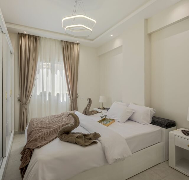 3-marina-promenade-201-hurghada-bedroom-double-bed