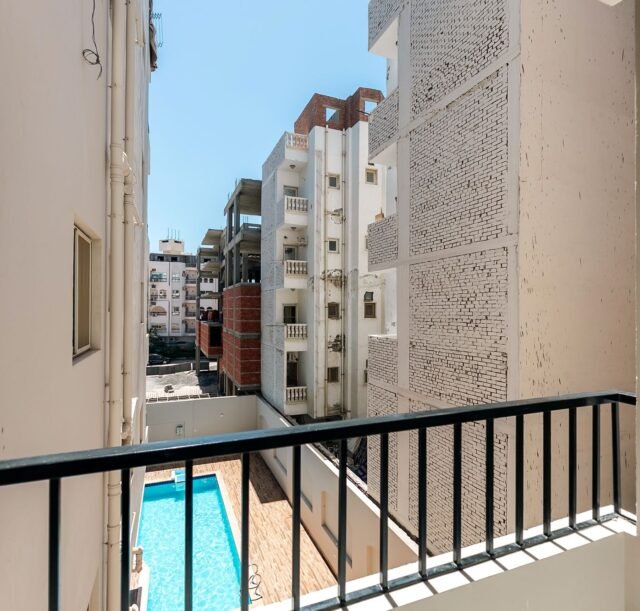 6-marina-promenade-201-hurghada-balcony-pool-view
